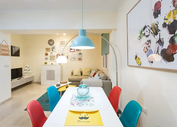 Mint Urban Suites Contemporary Home
